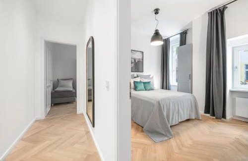 Prenzlauer Berg Apartment | The Bornholmer - Group Flats in Central Berlin, Family-Friendly, 4 - 5 Guests