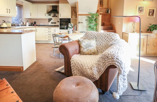 Orston House | THE BORROWERS AT THE WAGON HOVEL, romantic in Newark-On-Trent