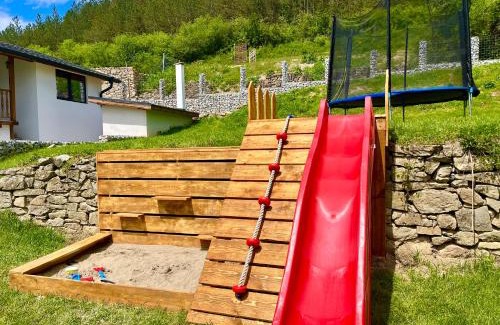 Veliko Tarnovo Villa | Experience The Borum House: Oceanfront Bliss & 10/10 Rating