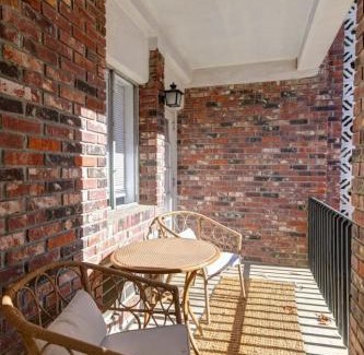 Columbia Apartment | Experience The Botanical Suite: Pet-Friendly 4-Star Getaway