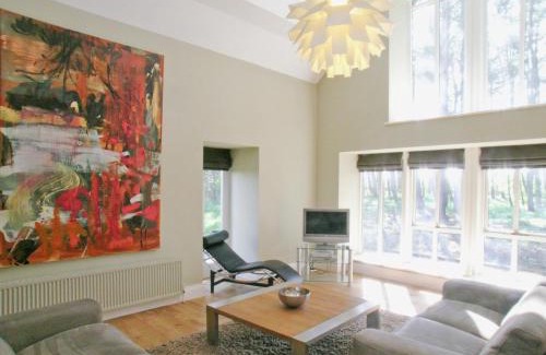 Newcastle-upon-Tyne House | Cozy Retreat at The Bothy House - Family Friendly Getaway
