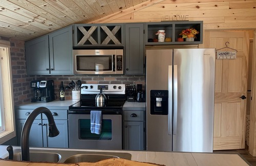 Hamilton Apartment | Experience The Bourbon Barrel with New Patio & Firepit!