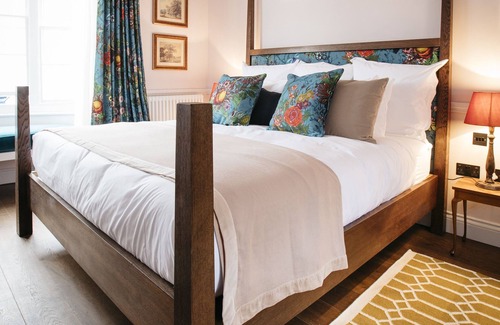 Shipston on Stour Hotel | Experience The Bower House: Rooms & Restaurant with High Ratings