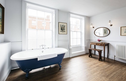 Shipston on Stour Hotel | Experience The Bower House: Rooms & Restaurant with High Ratings