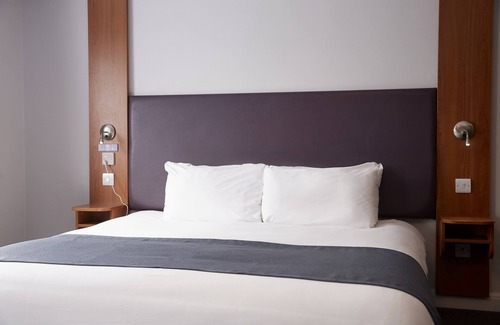 Hucknall Hotel | Discover The Bowman by Greene King Inns: Family-Friendly Haven