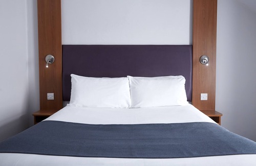 Hucknall Hotel | Discover The Bowman by Greene King Inns: Family-Friendly Haven