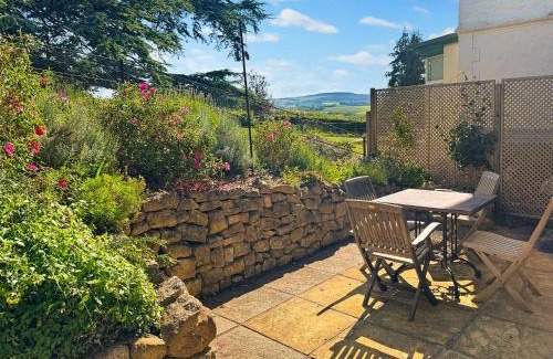Old Cleeve House | Family-Friendly Stay at The Bramleys Old Cleeve, Rated 9/10
