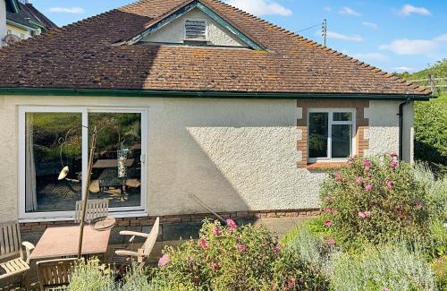 Old Cleeve House | Family-Friendly Stay at The Bramleys Old Cleeve, Rated 9/10
