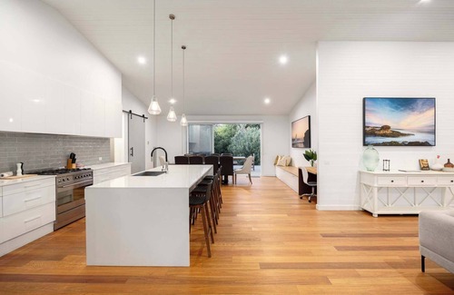St. Andrews Beach House | The Break Pool, Spa, Sauna & Beach