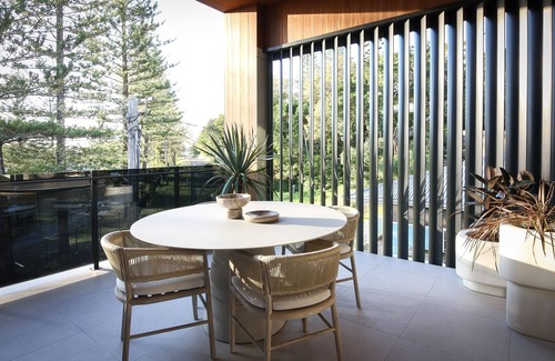 Yamba House | The Breakaway Yamba