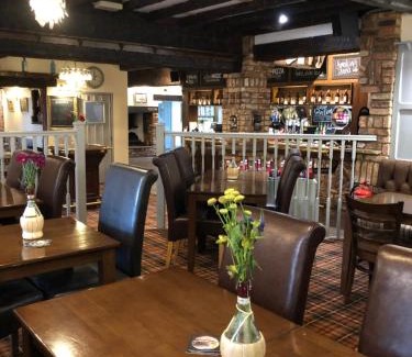 Snaith Hotel | Family-Friendly Stay at The Brewers Arms with Dining Options
