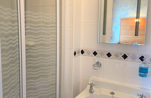Paignton Hotel | Experience Comfort at The Briars: 4-Star Stay with Breakfast