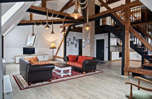 Bistrita Apartment | Discover The Bricks 1903 Lofts: Guest Rated 9.5/10