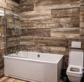 Bistrita Apartment | Discover The Bricks 1903 Lofts: Guest Rated 9.5/10