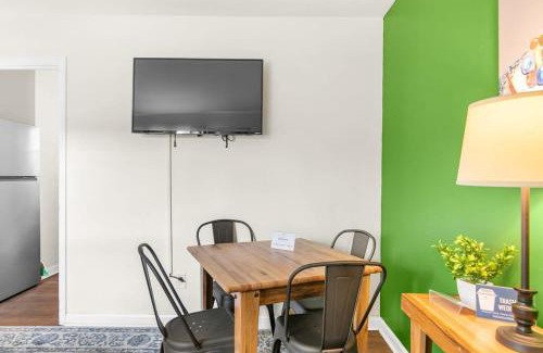 Norwood Apartment | Pet-Friendly Getaway at The Bricks - Apt 4 for Families