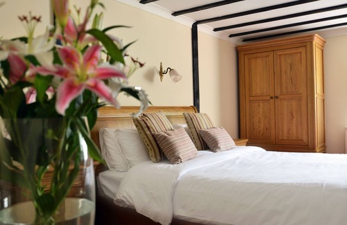 Sedlescombe Hotel | Discover The Brickwall Hotel: Family-Friendly Comfort Awaits