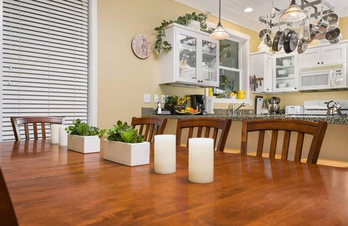 Lincoln Beach House | Beachside Retreat at The Bridge House - Two Bedrooms & Pool