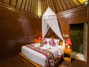 Ceningan Island Resort | Oceanfront Retreat at The Bridge Huts with Pool Access