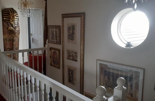 Church Gresley House | Exceptional Stay at The Brier House with Accessible Amenities
