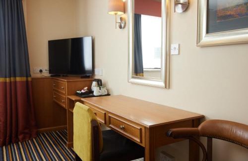 Milton Keynes Hotel | Family-Friendly Comfort at The Broughton Hotel by Greene King Inns