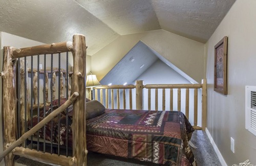 Glendale Other | Perfect Getaway at The Bryce with Child-Friendly Amenities