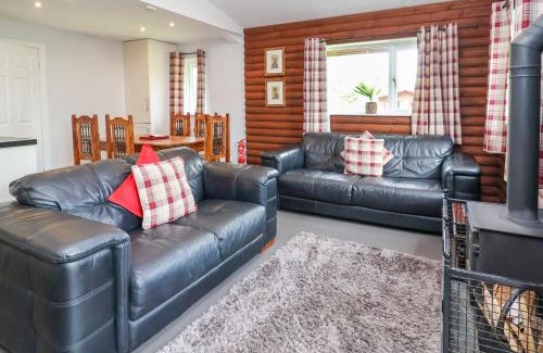 Saint Asaph House | Discover The Buck: Family-Friendly & Pet Welcome Retreat