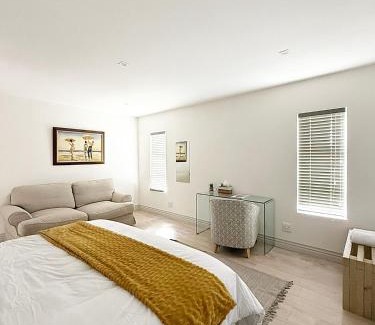 Bredasdorp House | Top-Rated Bucket List Guest House with Family-Friendly Amenities