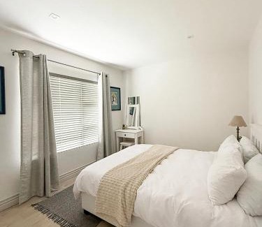 Bredasdorp House | Top-Rated Bucket List Guest House with Family-Friendly Amenities
