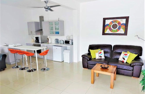Marigot Bay Apartment | Experience The Buckingham: Oceanfront Views & Poolside Bliss