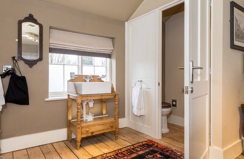Olney Hotel | Experience Comfort at The Bull Hotel with Top Amenities