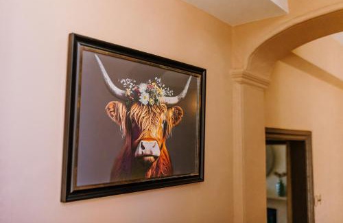 Stony Stratford Hotel | Experience The Bull Hotel: Family-Friendly with Dining Options