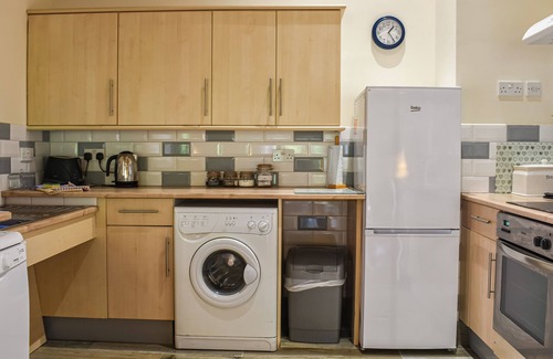 Compton Cottage | Family-Friendly 3 Bedroom Retreat in Compton, Near Chichester