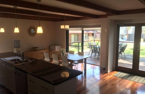 Bundalong House | The Bundalong Mannor