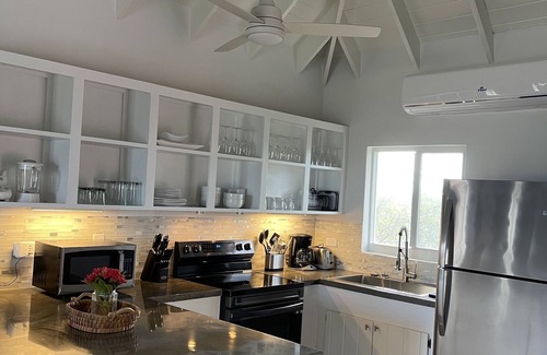 North Palmetto Point Villa | Experience The Bungalow on Breeze Island with Ocean Views