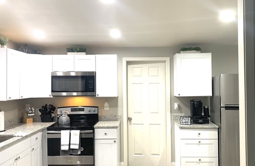 Atlanta House | Discover The Bungalow Hideaway: Pet & Child Friendly Retreat