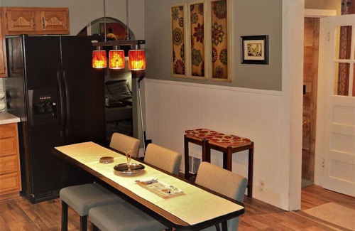 Grand Forks House | Inviting Bungalow Retreat with Backyard BBQ and Family Perks