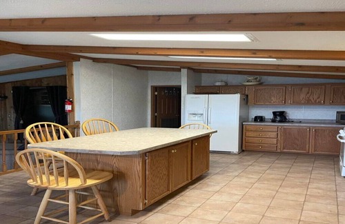 Town of Sempronius House | Discover The Bunkhouse: Family-Friendly with Pool & Hot Tub