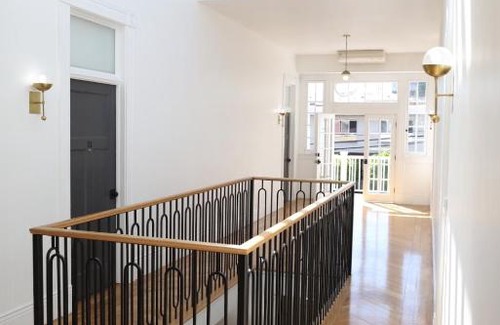 Westlake Apartment | Top-Rated Stay at The Burlington - Budget-Friendly Comfort