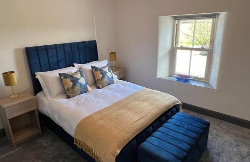 Corofin Bed & Breakfast | Discover The Burren Inn: Family-Friendly Dining Awaits