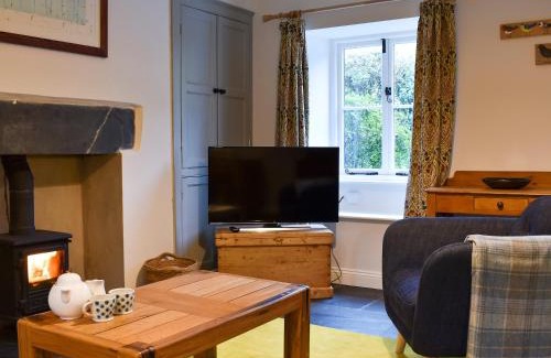 Haverthwaite House | Experience The Burrow: Family and Pet Friendly Retreat