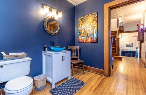 Downtown Niagara Falls Bed & Breakfast | Experience The Butler House B&B: Guest Rated 9.8, Breakfast Included