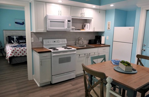 Altamont Manor Apartment | Discover Unbeatable June Deals with Family-Friendly Amenities