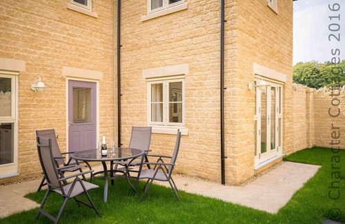 Bourton Cottage | The Bybrook