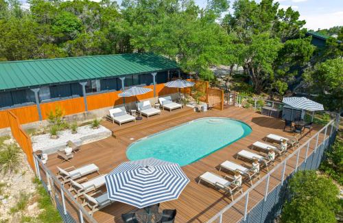 Wimberley Cabin | Beachfront Bliss at The Bygone - 4-Star Ocean View Retreat