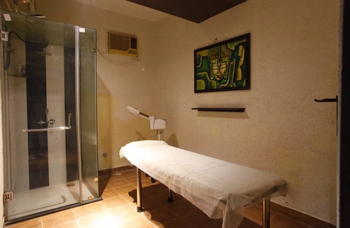 Shyam Nagar Resort | Discover The Byke Grassfield Resort with Pool in Shyam Nagar