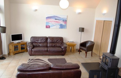 Logie Coldstone House | Pet-Friendly Retreat at The Byre Cottage with Hot Tub