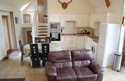 Logie Coldstone House | Pet-Friendly Retreat at The Byre Cottage with Hot Tub