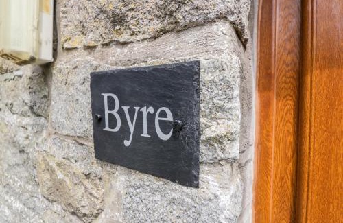 Newton Stewart House | Pet-Friendly Retreat at The Byre - Ideal for Families