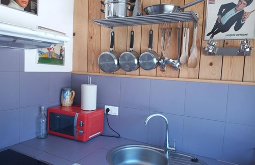 Saint-Antonin-du-Var Cottage | Perfect Getaway at the Cabanon: Cycling & Ocean Views