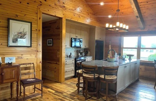 Paris Cabin | Ocean View Delight at The Cabin at Denali Stud
